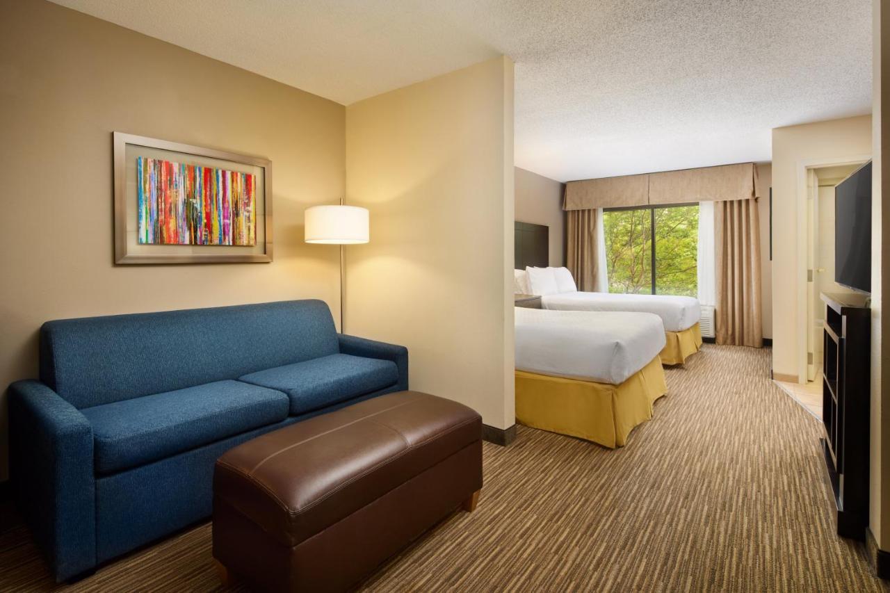 Holiday Inn Express & Suites Alpharetta By Ihg Екстер'єр фото
