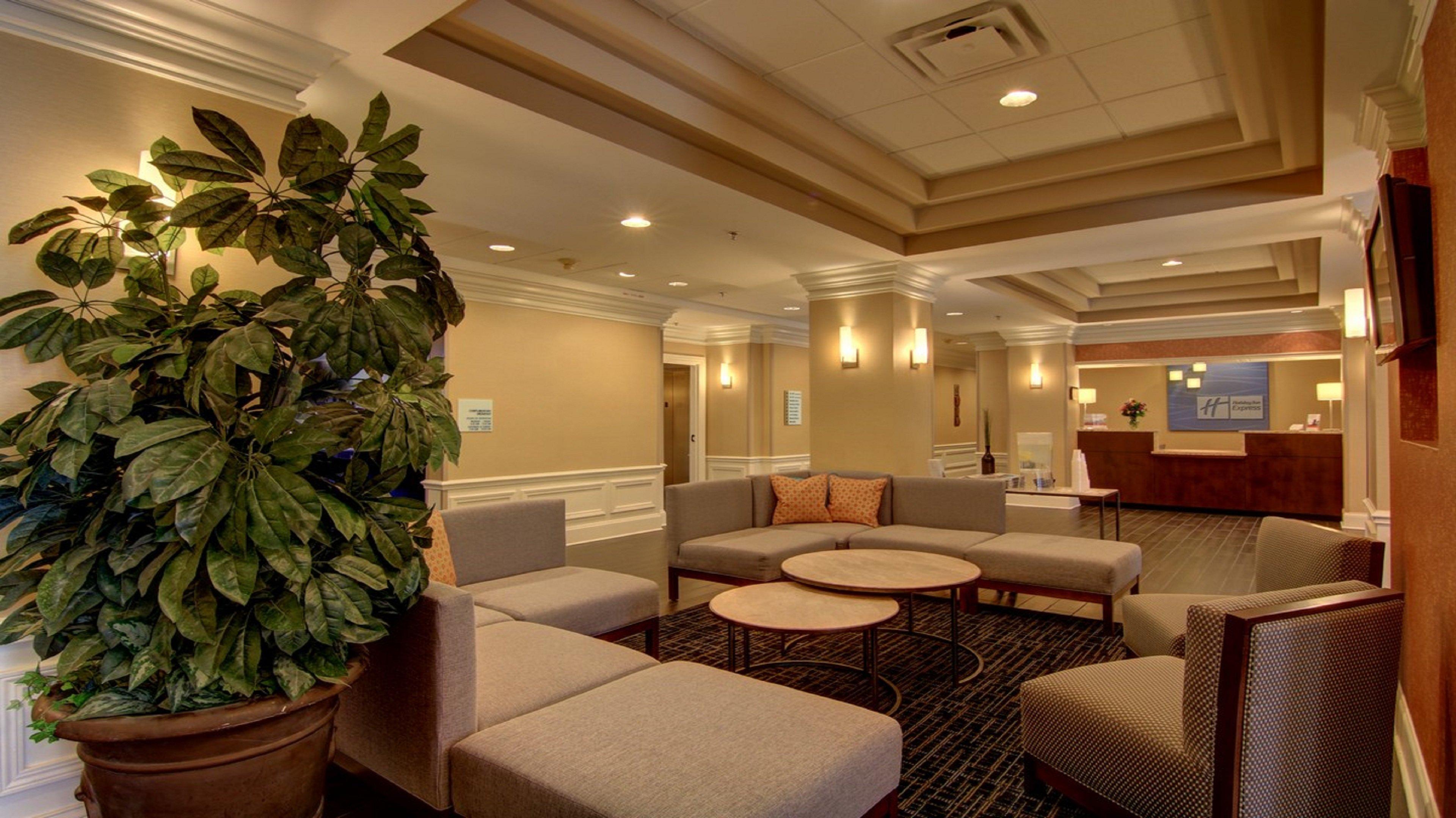 Holiday Inn Express & Suites Alpharetta By Ihg Екстер'єр фото